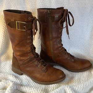 Timberland Demi-boots in tobacco, size 8